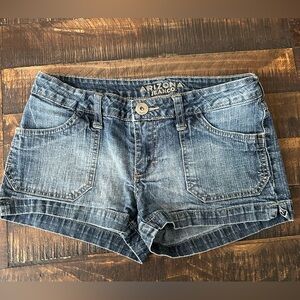 Arizona Jean Co. shorts! Size 5